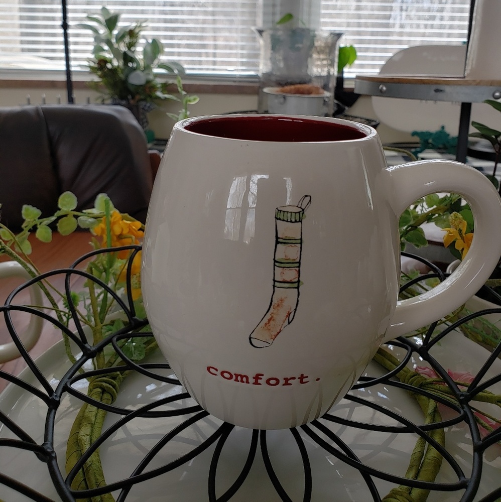 Rae Dunn mug